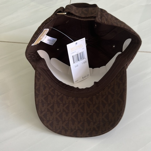 BNWT Michael Kors MK Logo cap - Picture 2 of 6